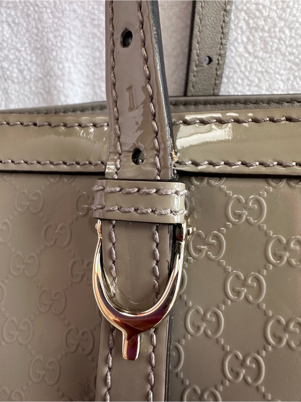 Gucci Patent Monogram Tote in Taupe - Picture 2 of 8